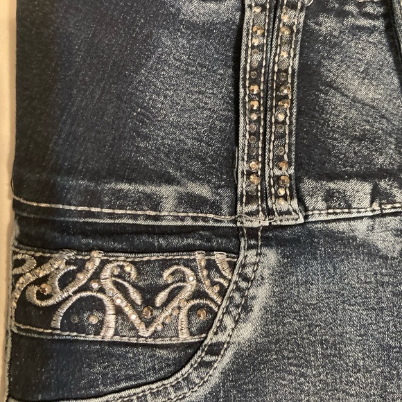 Diva Star stretch skinny jeans - size 3 - dark color with white wash - Picture 4 of 10